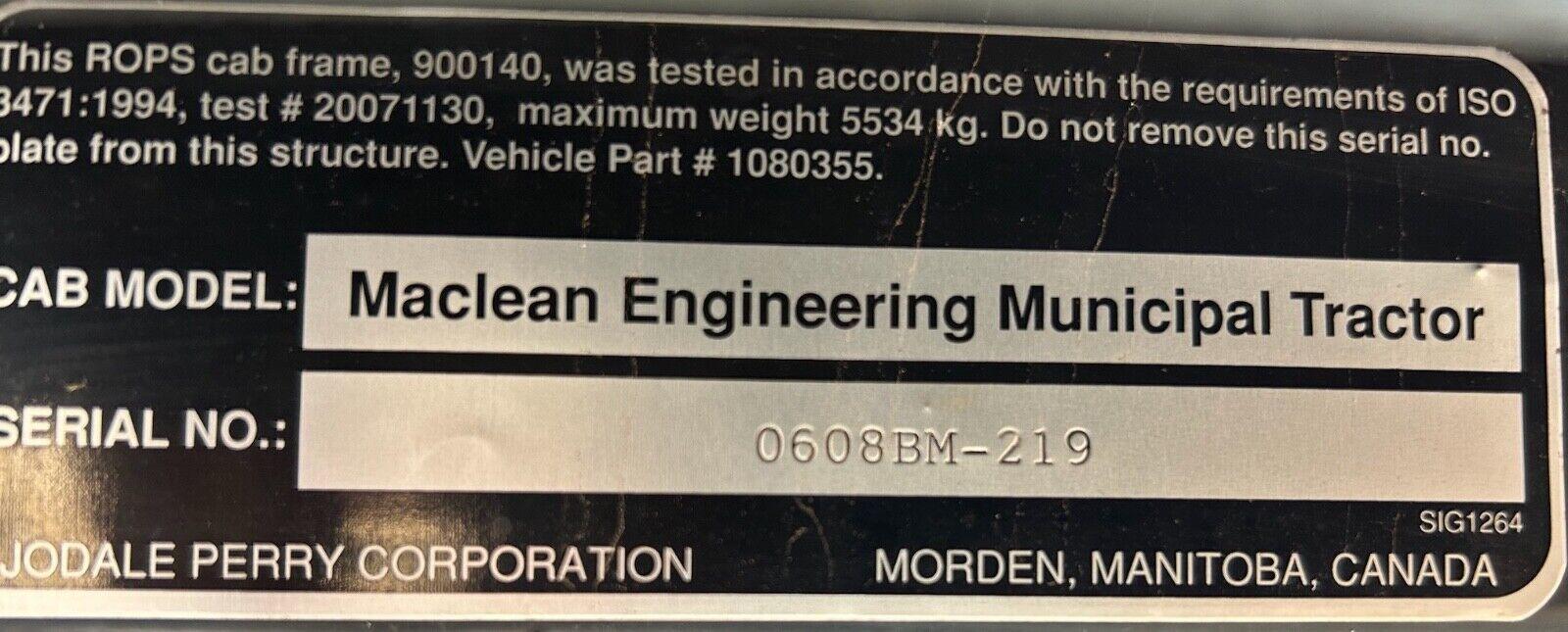 2008 Maclean MV2 4×4 Articulated Municipal Tractor Plow Diesel Cab Heat AC Cat